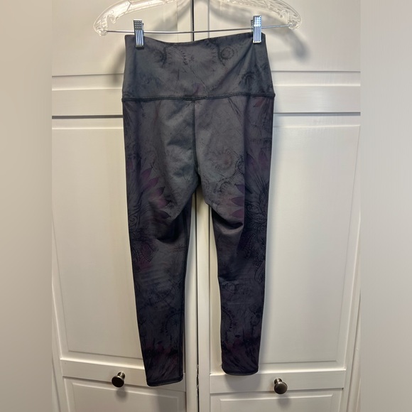 Evolution And Creation Active Leggings Size Womens Medium - Picture 4 of 8